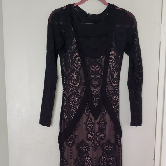 BCBGMAXAZRIA BLACK AND PINK BLUSH GOWN - Picture 3 of 9